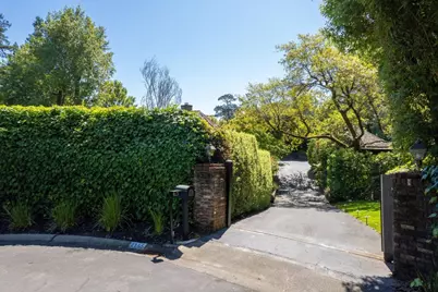 2155 Geri Ln, Hillsborough, CA 94010 - Photo 4