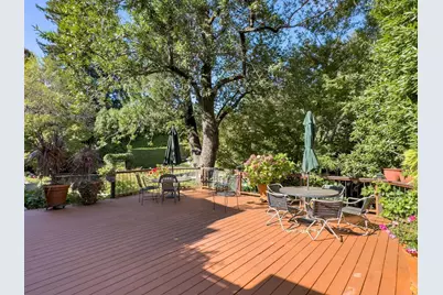 2155 Geri Ln, Hillsborough, CA 94010 - Photo 80