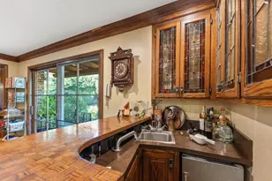 2155 Geri Ln, Hillsborough, CA 94010 - Photo 38
