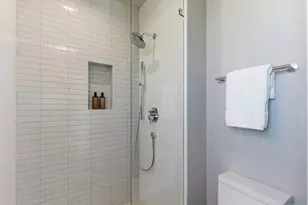 1433 Floribunda Ave 8, Burlingame, CA 94010 - Photo 12