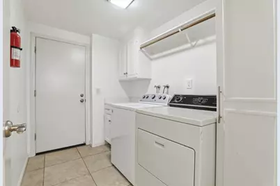 7724 Kilmarnok Dr, San Jose, CA 95135 - Photo 26