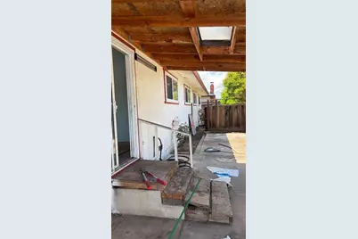 5733 Preston Dr, San Jose, CA 95124 - Photo 10