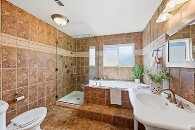 18819 Sydney Cir, Castro Valley, CA 94546 - Photo 36