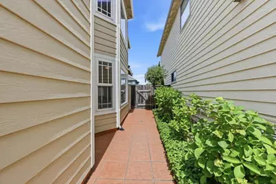 18819 Sydney Cir, Castro Valley, CA 94546 - Photo 54