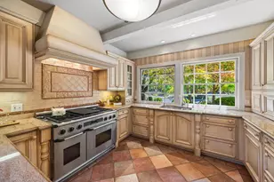 828 Blandford Blvd, Redwood City, CA 94062 - Photo 12