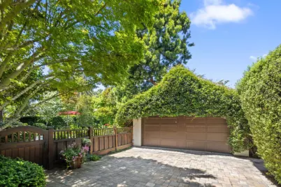 828 Blandford Blvd, Redwood City, CA 94062 - Photo 40