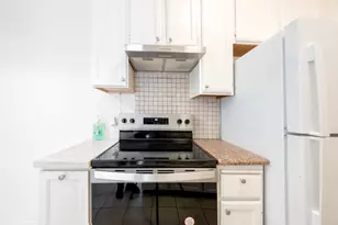 15065 Hesperian Blvd 22, San Leandro, CA 94578 - Photo 8
