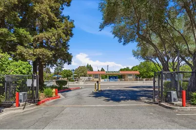 1898 Tradan Dr, San Jose, CA 95132 - Photo 48