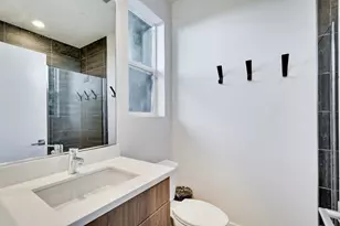 1317 Pullman Wy, Oakland, CA 94607 - Photo 6