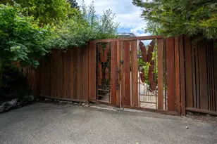 28 Wildwood Ct, Watsonville, CA 95076 - Photo 10