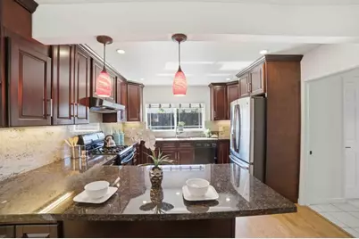 1642 Glenville Dr, San Jose, CA 95124 - Photo 8