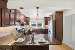 1642 Glenville Dr, San Jose, CA 95124 - Photo 8