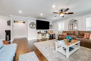 345 N 19th St, San Jose, CA 95112 - Photo 2