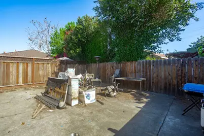 1120 Locust St, San Jose, CA 95110 - Photo 14