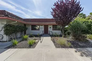 901 Sunset Dr 1, Hollister, CA 95023 - Photo 1