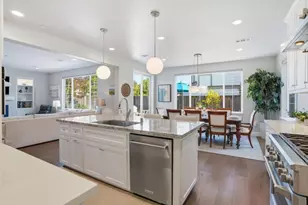 271 10th St, Marina, CA 93933 - Photo 1
