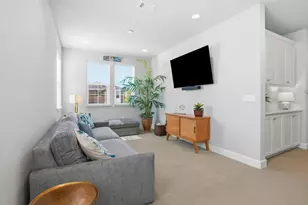 271 10th St, Marina, CA 93933 - Photo 12