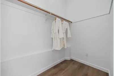 2730 23rd St, San Francisco, CA 94110 - Photo 8