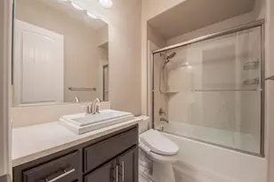 1357 Sunridge Dr, Hollister, CA 95023 - Photo 10