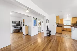 1136 Del Monte Blvd, Pacific Grove, CA 93950 - Photo 12