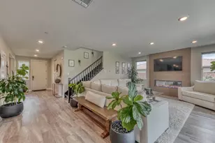 211 Scarlett Wy, Hollister, CA 95023 - Photo 28