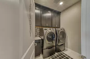 211 Scarlett Wy, Hollister, CA 95023 - Photo 60