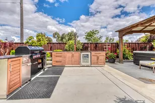 211 Scarlett Wy, Hollister, CA 95023 - Photo 66