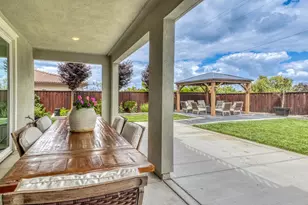 211 Scarlett Wy, Hollister, CA 95023 - Photo 22
