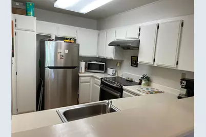 2140 Santa Cruz Ave 203, Menlo Park, CA 94025 - Photo 8