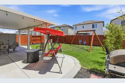 551 Gabriele Ct, Hollister, CA 95023 - Photo 32