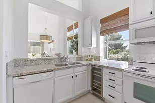903 Sunrose Ter 301, Sunnyvale, CA 94086 - Photo 8