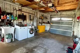 1300 Linwood Dr, Salinas, CA 93906 - Photo 26