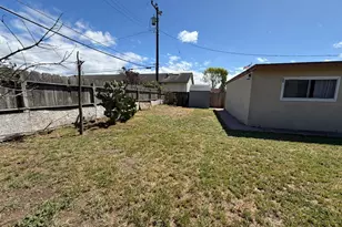 1300 Linwood Dr, Salinas, CA 93906 - Photo 22