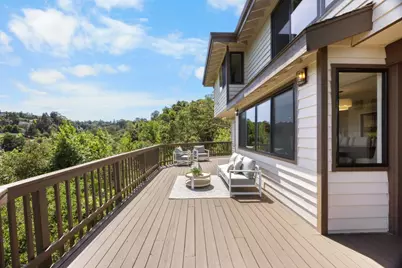 135 Newton Dr, Burlingame, CA 94010 - Photo 28