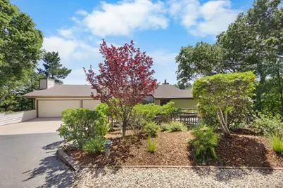 135 Newton Dr, Burlingame, CA 94010 - Photo 2