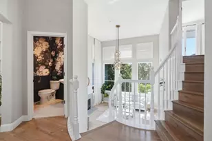 8265 Skyline Cir, Oakland, CA 94605 - Photo 4