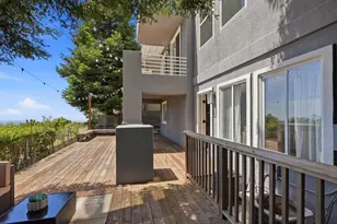 8265 Skyline Cir, Oakland, CA 94605 - Photo 50