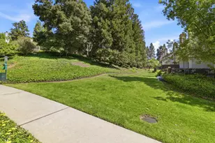 1919 Mountain Creek Ct, San Jose, CA 95148 - Photo 36