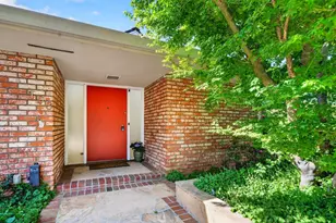 198 Pine Ln, Los Altos, CA 94022 - Photo 40