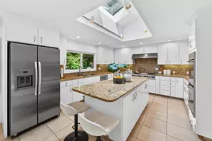 198 Pine Ln, Los Altos, CA 94022 - Photo 14