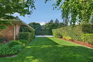 198 Pine Ln, Los Altos, CA 94022 - Photo 44