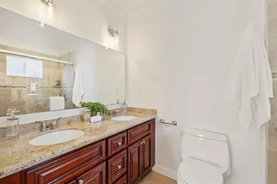 1027 Grape Ave, Sunnyvale, CA 94087 - Photo 16