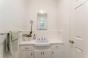 311 Amherst Dr, Salinas, CA 93901 - Photo 22