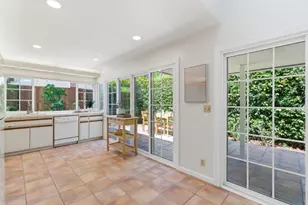 1038 E Evelyn Ave, Sunnyvale, CA 94086 - Photo 16