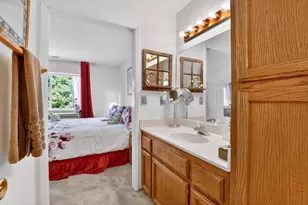 17074 Creekside Cir, Morgan Hill, CA 95037 - Photo 16
