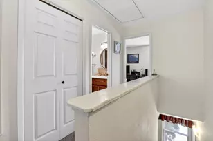 17074 Creekside Cir, Morgan Hill, CA 95037 - Photo 22