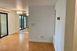 5693 Makati Cir D, San Jose, CA 95123 - Photo 16
