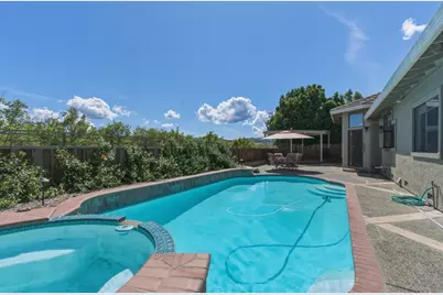1290 Sonnys Way, Hollister, CA 95023 - Photo 38