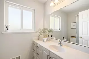 2077 Eugenia Way, Los Altos, CA 94024 - Photo 20