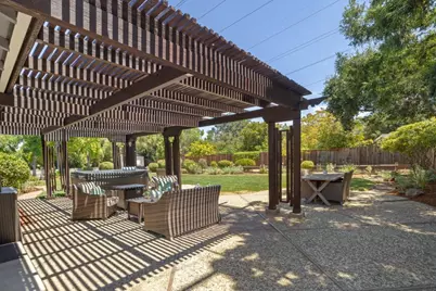 2077 Eugenia Way, Los Altos, CA 94024 - Photo 24